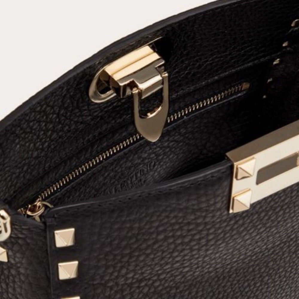 Rockstud Mini Vitello Stampa Leather Hobo Bag
M - Picture 3 of 5